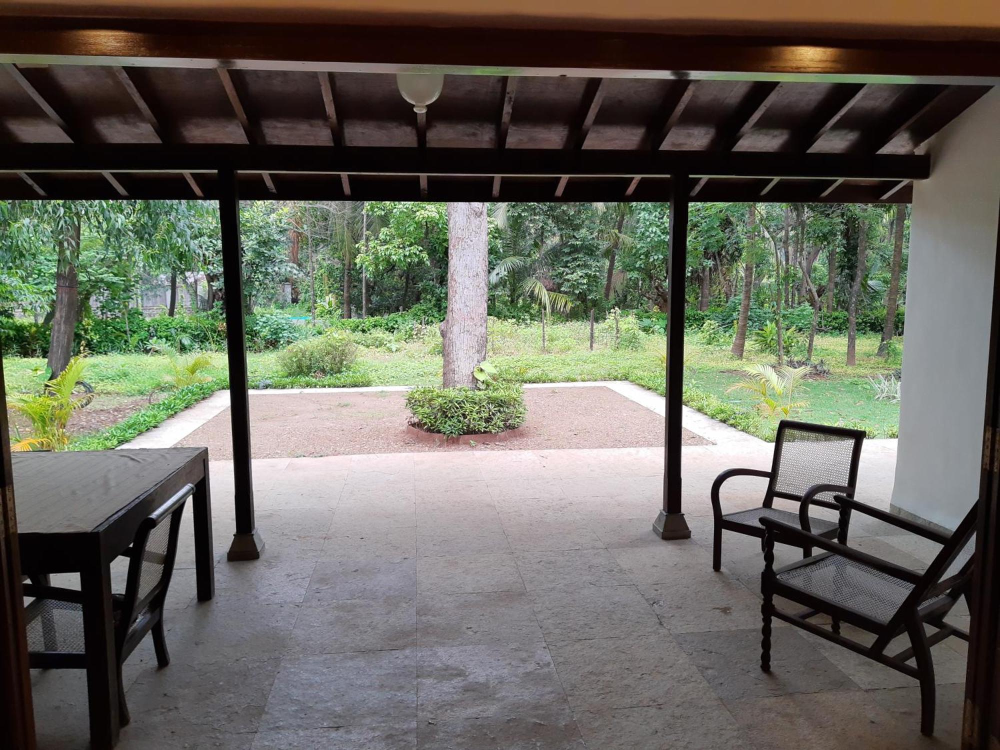 Banyan House - Luxurious 4 Bedroom Villa On One Acre, Near The Beach Nagaon  Extérieur photo