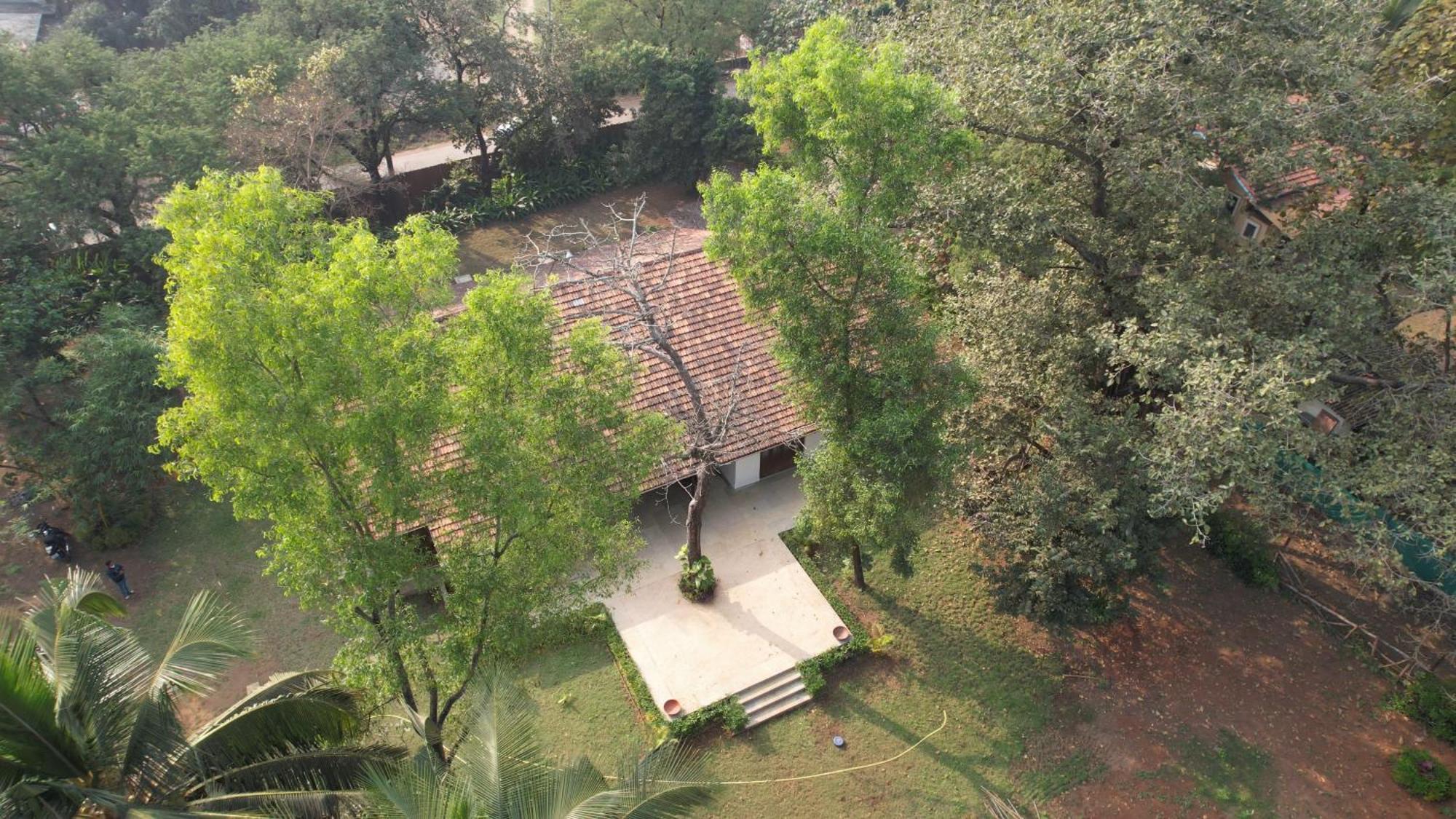 Banyan House - Luxurious 4 Bedroom Villa On One Acre, Near The Beach Nagaon  Extérieur photo